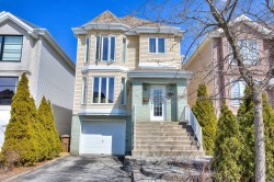 646 Rue des Pivoines Laval (Sainte-Dorothée), QC H7X 3V6