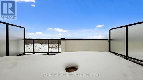 416 - 1577 Rose Way, Milton, ON - Outdoor With Exterior