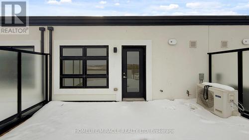 416 - 1577 Rose Way, Milton, ON -  With Exterior