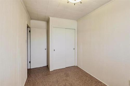 8 Hawthorne Pl, Winnipeg, MB 