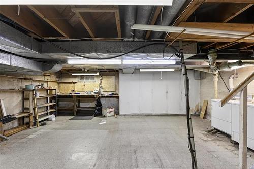 8 Hawthorne Pl, Winnipeg, MB 