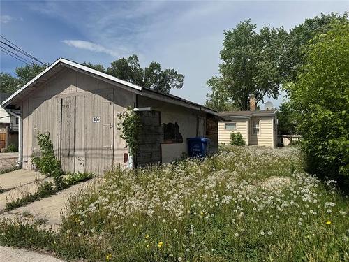 466 Ottawa Ave, Winnipeg, MB 