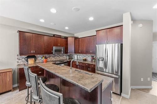 14-25 Shorehill Dr, Winnipeg, MB 