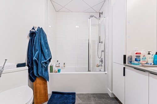 Bathroom - 1013-60  - 70 Rue Wellington S., Sherbrooke (Les Nations), QC - Indoor Photo Showing Bathroom