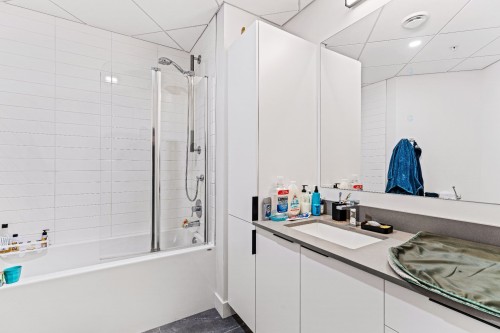 Bathroom - 1013-60  - 70 Rue Wellington S., Sherbrooke (Les Nations), QC - Indoor Photo Showing Bathroom