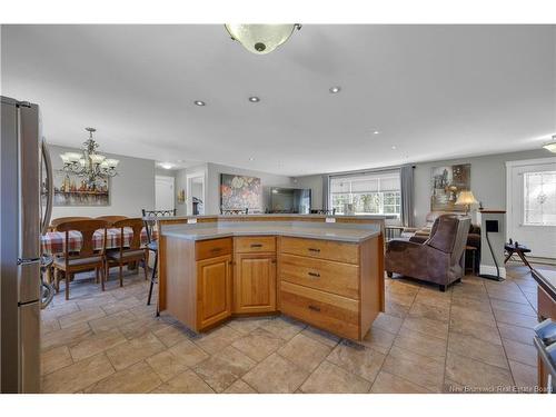 735 Hillcrest Rd, Saint John, NB 