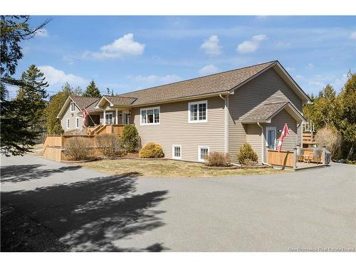 735 Hillcrest Rd, Saint John, NB 