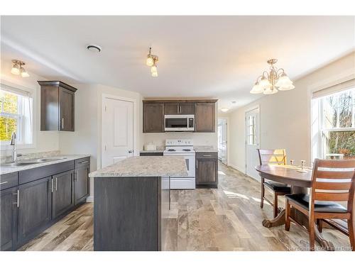 247 Post Rd, Minto, NB 