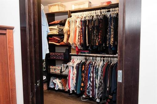 1285 Fraser Rd, Winnipeg, MB 