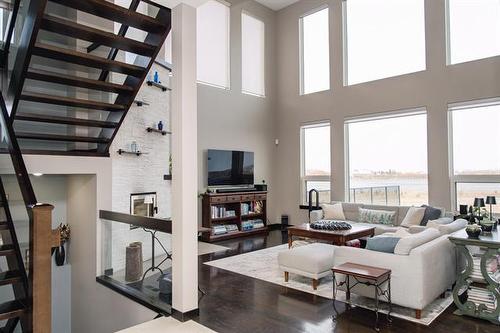 1285 Fraser Rd, Winnipeg, MB 