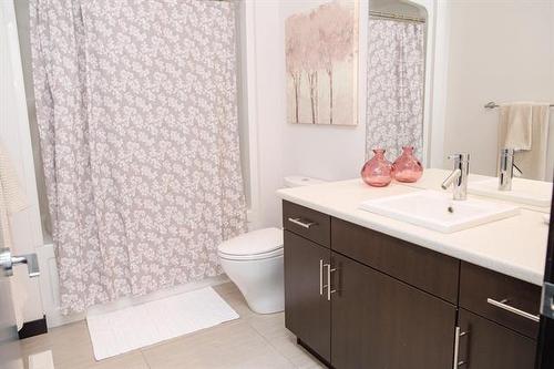 1285 Fraser Rd, Winnipeg, MB 