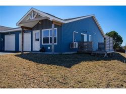 2 Colter ST  Saint John, NB E2J 0L8