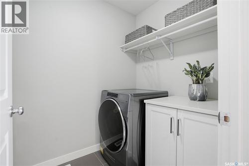 429 Germain Manor, Saskatoon, SK - Indoor Photo Showing Laundry Room