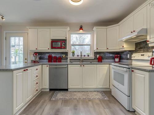 107 Lancaster Drive, Dartmouth, NS 