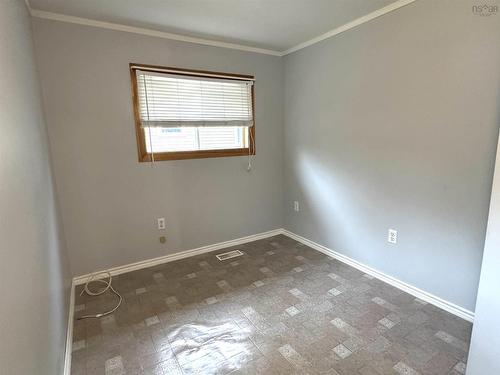 61 Hillside Road, Brooklyn, NS 