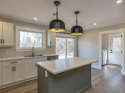 1960 Long Point Road, Burlington, NS 