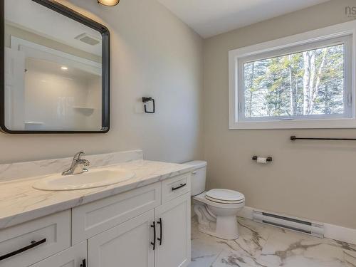 1960 Long Point Road, Burlington, NS 