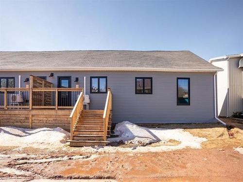 71B Woodleigh Drive  Kensington, PE C0B 1M0