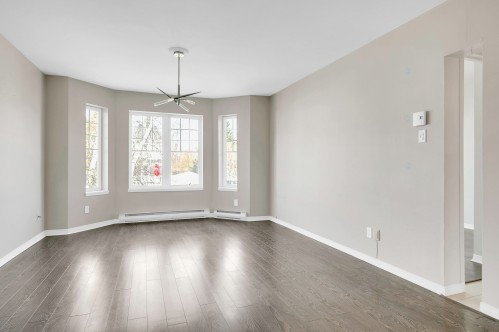 Salon - 229 Boul. Jérobelle, Saint-Jérôme, QC - Indoor Photo Showing Other Room