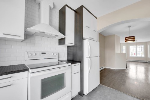 Cuisine - 229 Boul. Jérobelle, Saint-Jérôme, QC - Indoor Photo Showing Kitchen