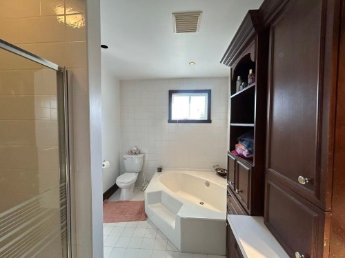 Salle de bains - 180 Place Terry-Fox, Kirkland, QC - Indoor Photo Showing Bathroom