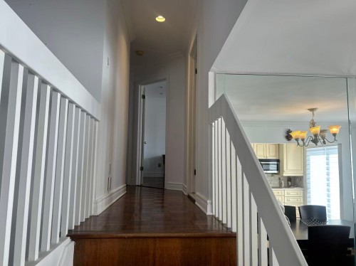 Escalier - 180 Place Terry-Fox, Kirkland, QC - Indoor Photo Showing Other Room