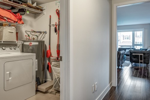Laundry - 101-3125 Boul. De La Gare, Vaudreuil-Dorion, QC - Indoor Photo Showing Laundry Room