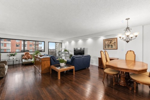 804-6800 Av. MacDonald  Côte-Saint-Luc, QC H3X 3Z2