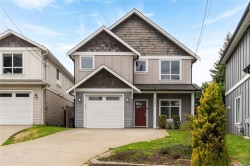 6886 Saanich Cross Rd Central Saanich, BC V8Z 5X6