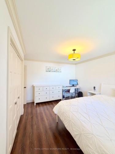 2263 Harcourt Crescent, Mississauga, ON - Indoor Photo Showing Bedroom