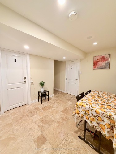 2263 Harcourt Crescent, Mississauga, ON - Indoor