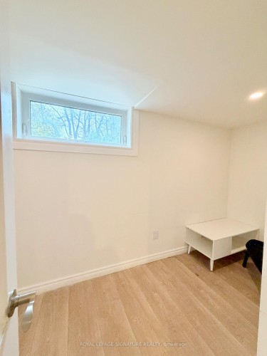 2263 Harcourt Crescent, Mississauga, ON - Indoor Photo Showing Other Room