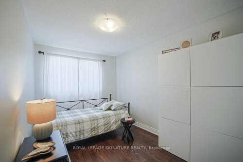 1106 Highgate Place, Mississauga, ON - Indoor Photo Showing Bedroom