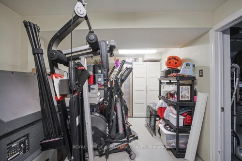 1106 Highgate Place, Mississauga, ON - Indoor With Storage