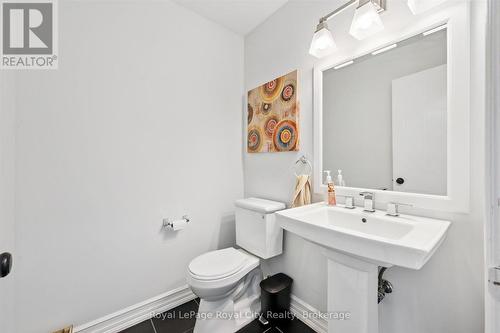 26 - 426 Grange Road, Guelph (Grange Road), ON - Indoor Photo Showing Bathroom