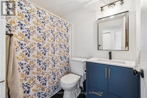 26 - 426 Grange Road, Guelph (Grange Road), ON - Indoor Photo Showing Bathroom