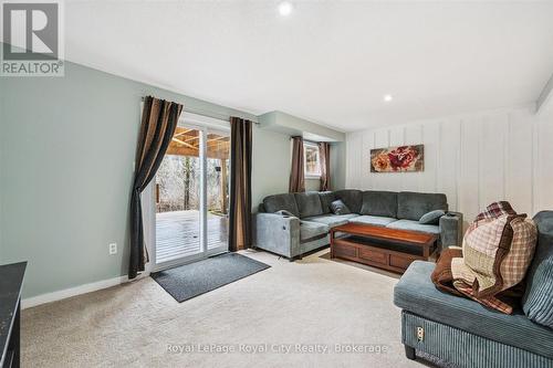 26 - 426 Grange Road, Guelph (Grange Road), ON - Indoor Photo Showing Living Room