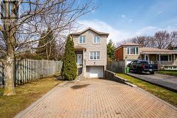 168 CLANTON PARK ROAD Toronto, ON M3H 2E7