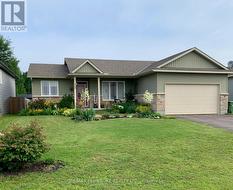 545 GARDNER CRESCENT Petawawa, ON K8H 0C4