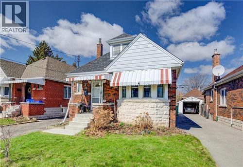 34 Barons Avenue S, Hamilton, ON - Outdoor