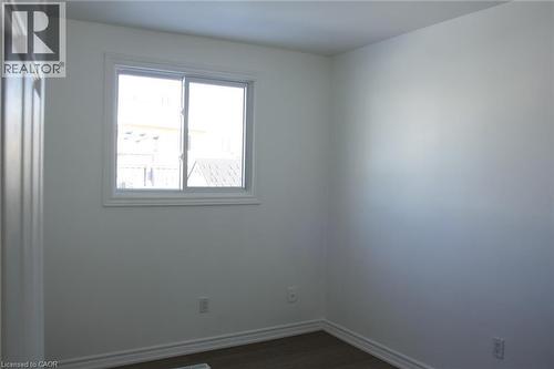 71 Nickolas Crescent, Cambridge, ON - Indoor Photo Showing Other Room