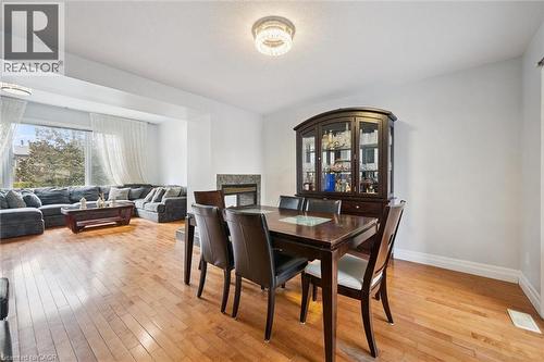 122 Grand River Boulevard, Kitchener, ON - Indoor Photo Showing Dining Room
