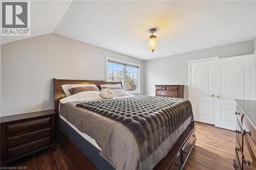 122 Grand River Boulevard, Kitchener, ON - Indoor Photo Showing Bedroom