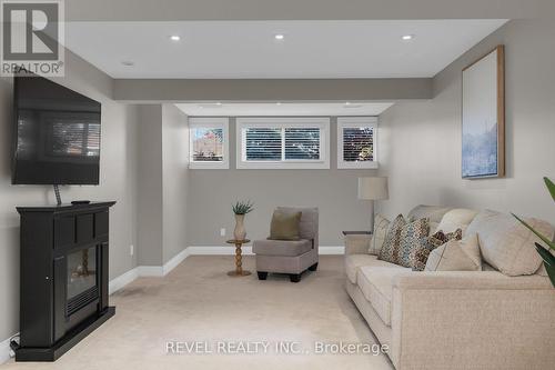 77 Marsellus Drive, Barrie, ON - Indoor