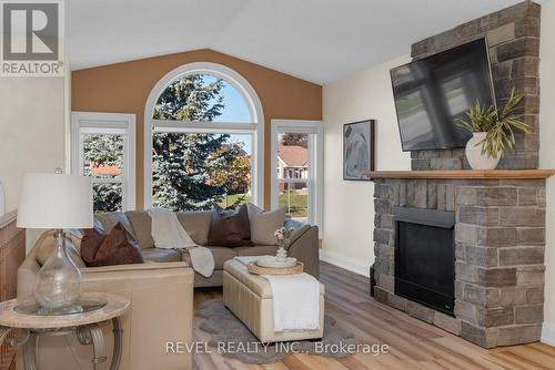 77 Marsellus Drive, Barrie, ON - Indoor Photo Showing Living Room With Fireplace