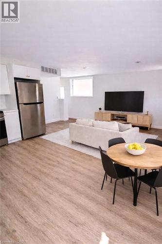 Photo Prior to current tenants - 30 Stirton Street Unit# 2, Hamilton, ON - Indoor