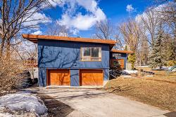 3586 HENDERSON Highway  East St Paul, MB R2E 1A9