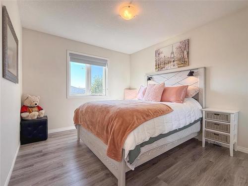 110 Fraser Crescent, Brandon, MB - Indoor Photo Showing Bedroom