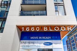 1005 - 1660 BLOOR STREET W  Toronto, ON M6P 1A8
