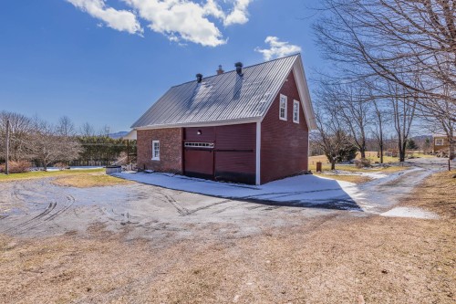 Garage - 259 Ch. Draper, Sutton, QC - Outdoor